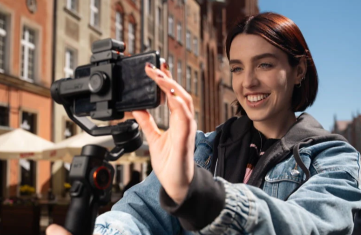 Capture Better Travel Videos With Just Your Phone